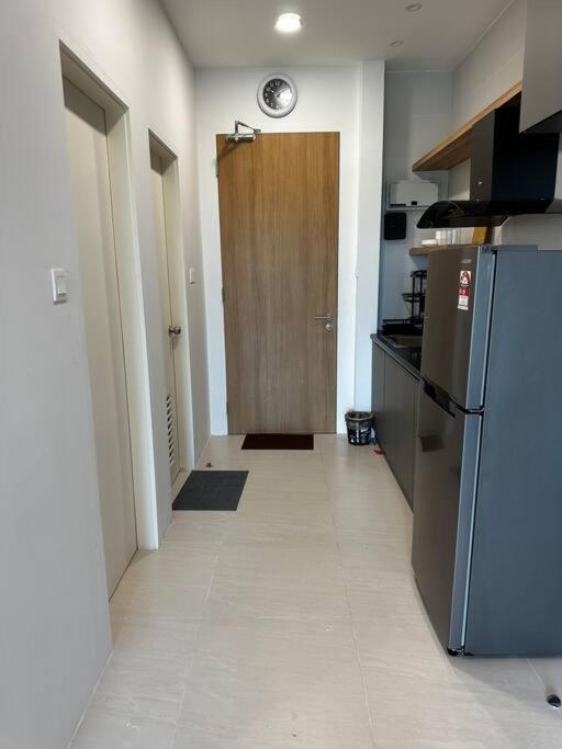 A.R Homestay Riverine Condominium Kuching Luaran gambar